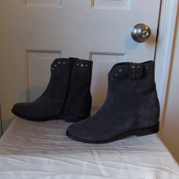 Kanna Gray Suede Studded Ankle Boots sz 36 - Picture 3 of 13